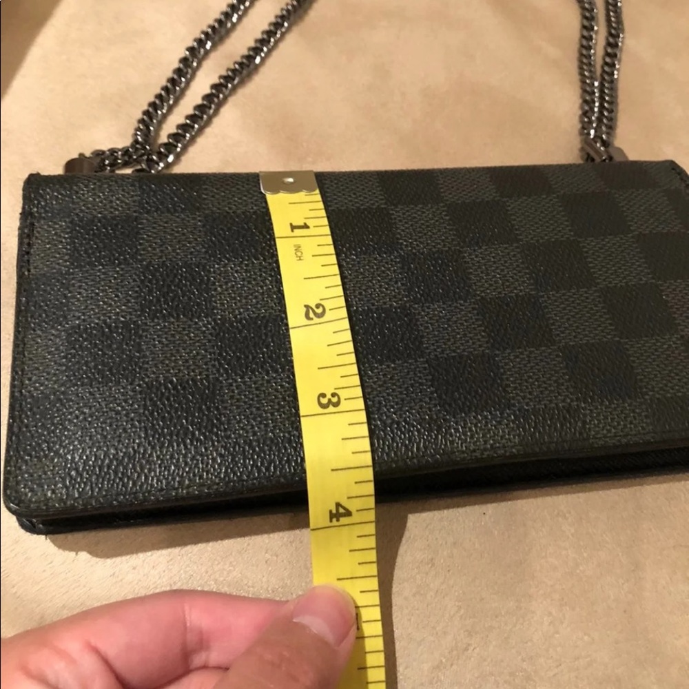 Authentic Louis Vuitton wallet - Picture 9 of 11
